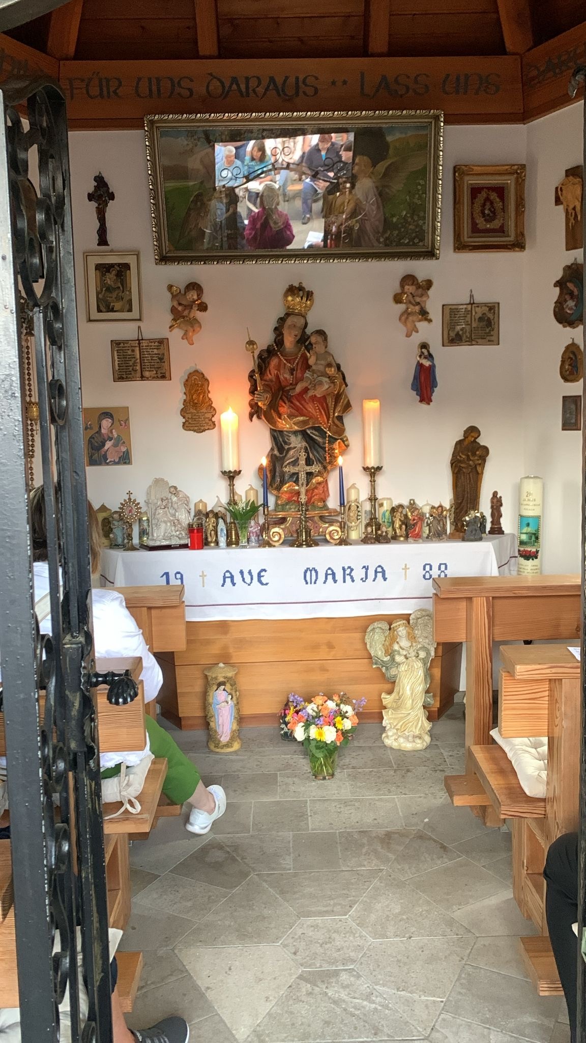 Besinnliche Maiandacht des KDFB Eslarn an der „Stummerlkapelle“